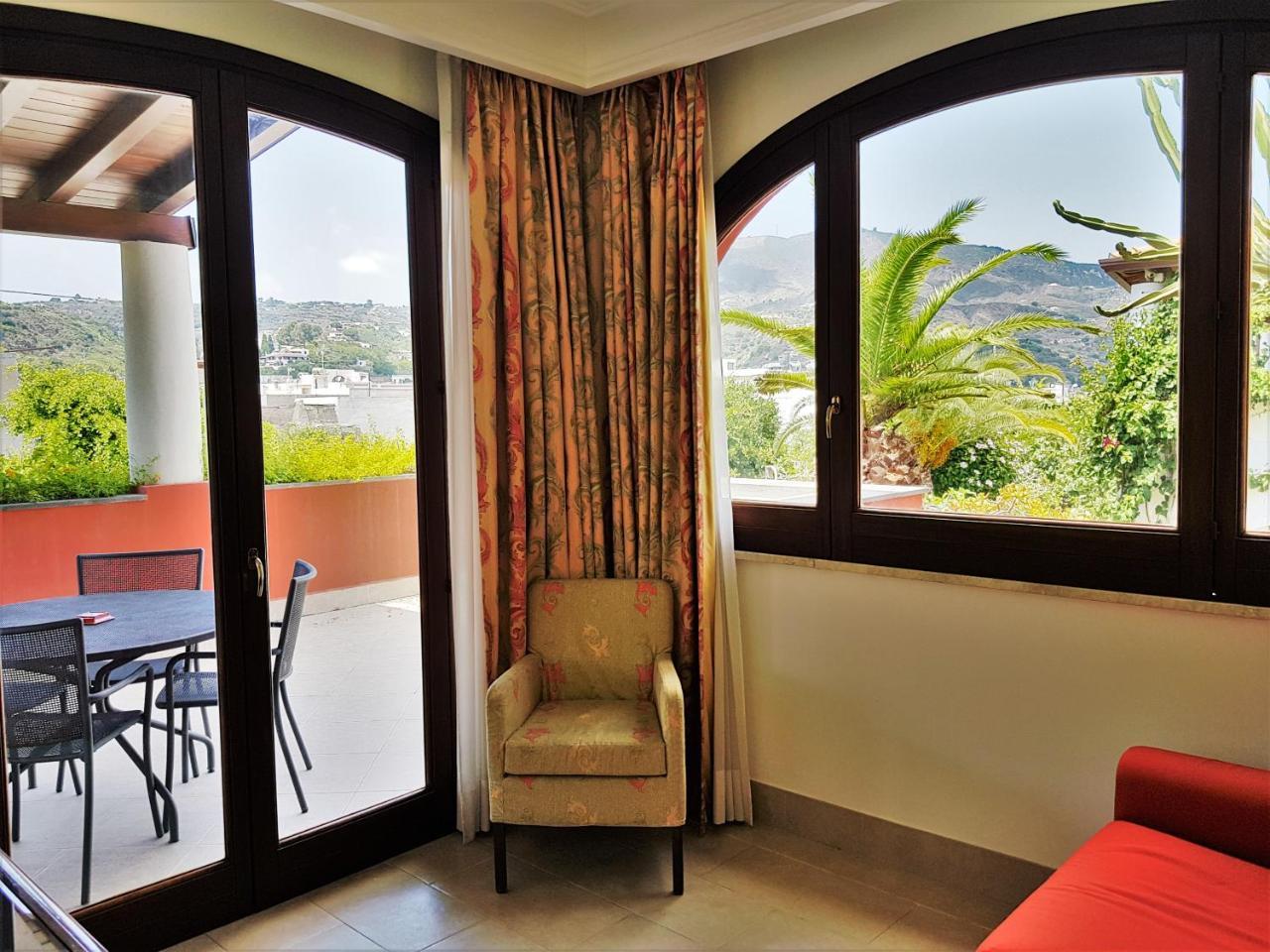 Arciduca Grand Hotel ลีปารี ภายนอก รูปภาพ