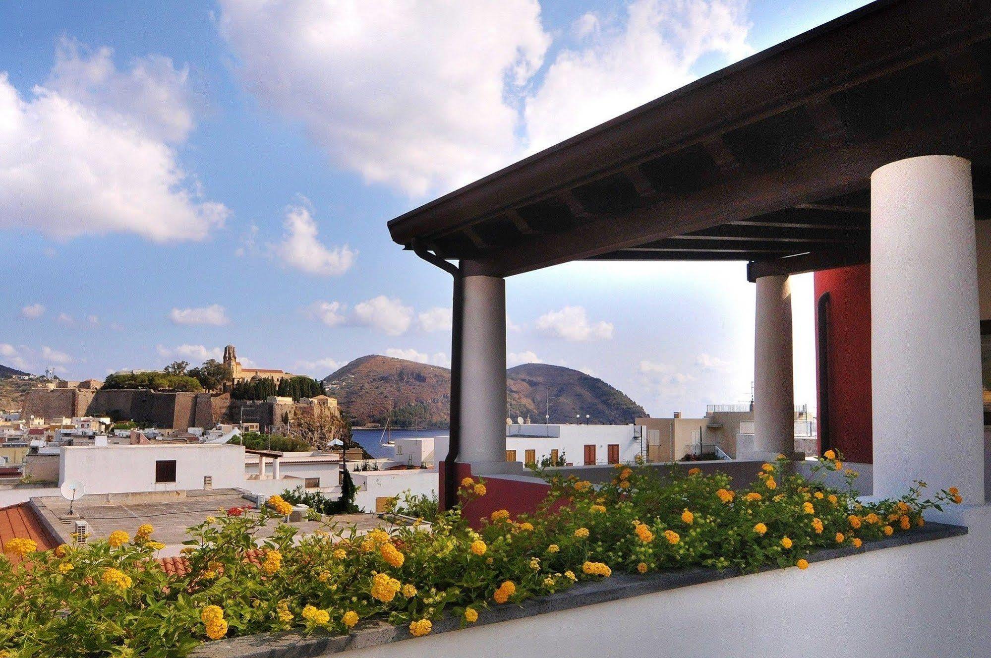 Arciduca Grand Hotel ลีปารี ภายนอก รูปภาพ