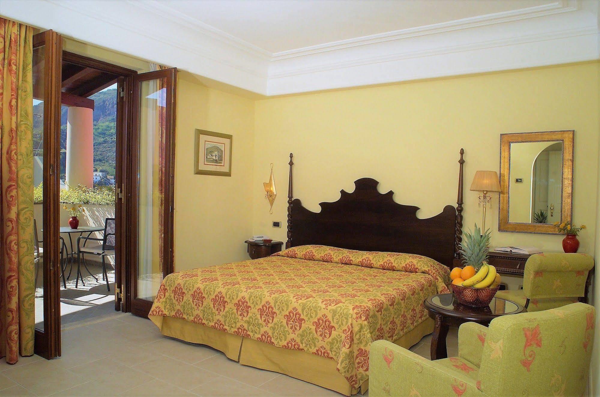 Arciduca Grand Hotel ลีปารี ภายนอก รูปภาพ